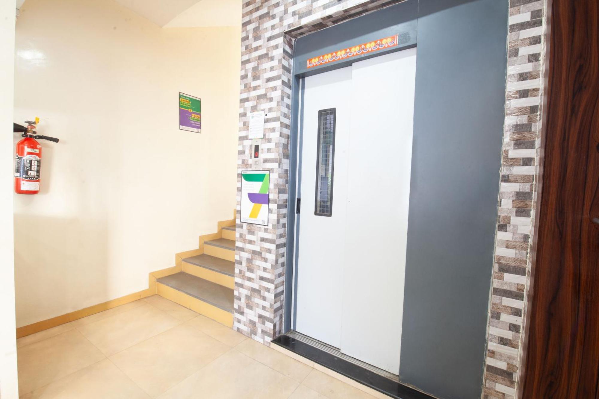 Treebo Park View Hadapsar Hotel Pune Ngoại thất bức ảnh